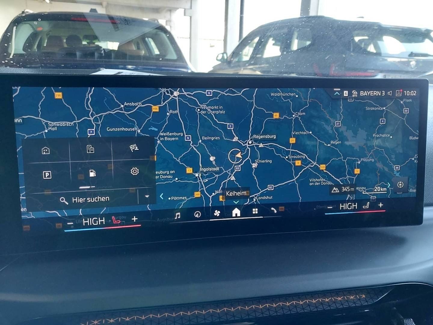 Fahrzeugabbildung BMW 318i |Komfortzugang |Sitzheizung |HiFi