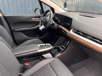 BMW 218 Active Tourer - 11