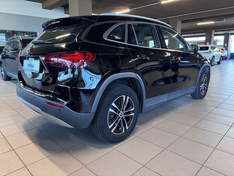 Mercedes-Benz GLA GLA 250 e Plug-in Auto Advance imagem 3