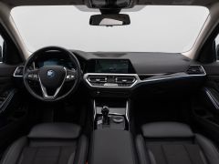 Foto Nummer 41: BMW 330e