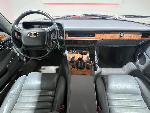 Jaguar XJS V12 Automatik,Leder,Memory,Deutsches Modell