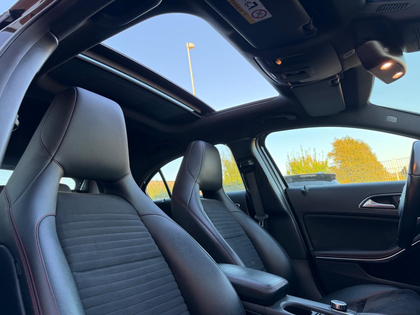 Mercdes-Benz A200 AMG 1.6 156ch - Harman Kardon - CT récent - Toit ouvrant - Régulateur de vitesse