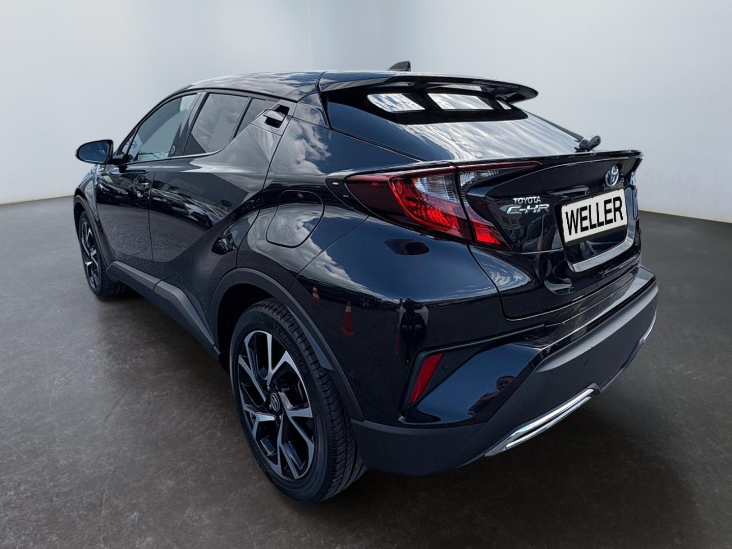 Toyota C-HR 2.0 Hybrid Team D *LED*ACC*CarPlay*CAM*SHZ*