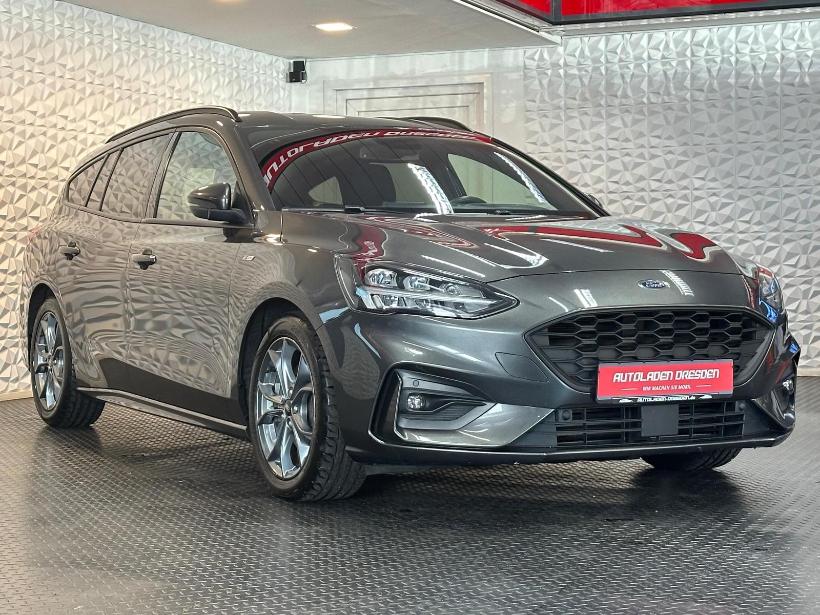 FORD Focus 1.0 EB ST LINE X *HUD#SHZ#LH#FH#LED#TEMP - Image 2