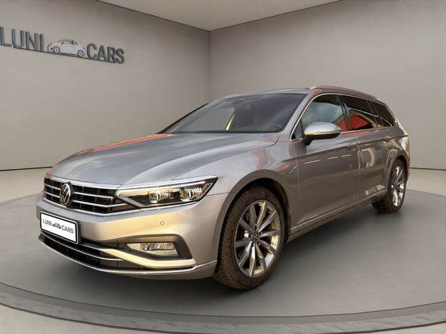 VW Passat Variant Elegance Aut. / Matrix / Virtuell
