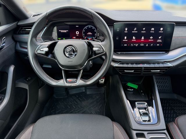 Octavia Combi RS 1.4TSI iV HUD+PANO+KESSY+LED+