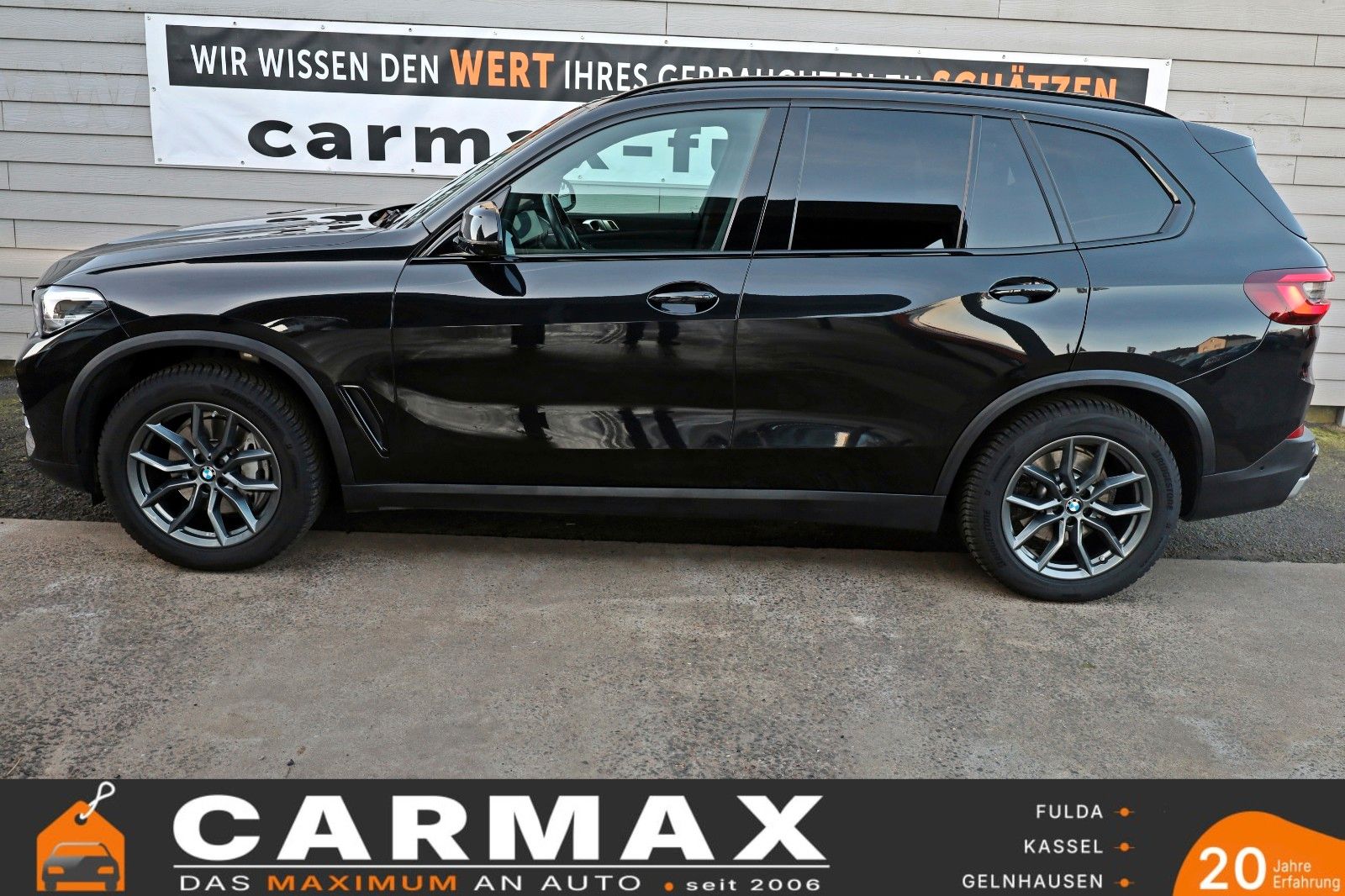 Fahrzeugabbildung BMW X5 xDrive 30d Leder,Navi,LED,PanDach,HeadUp,360°
