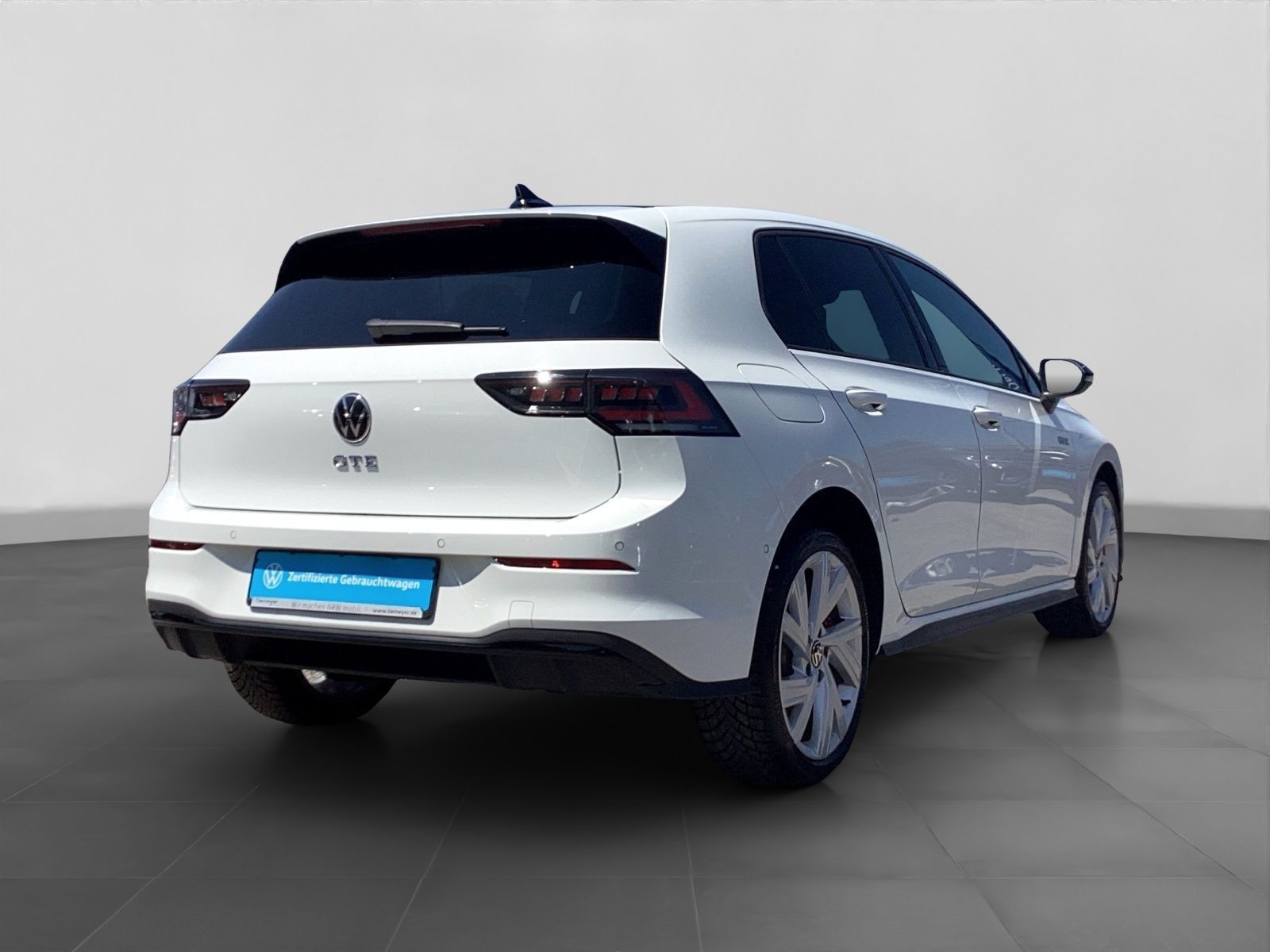 Volkswagen Golf 1.5 eTSI DSG GTE BLACK IQ.LIGHT HuD KAMERA foto 3