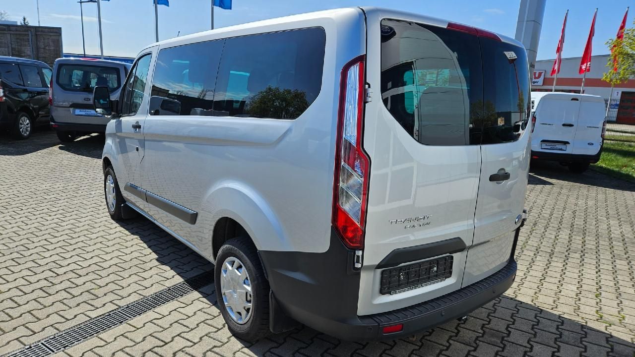 Fahrzeugabbildung Ford Transit/Tourneo Custom Kombi 310 L1 Trend