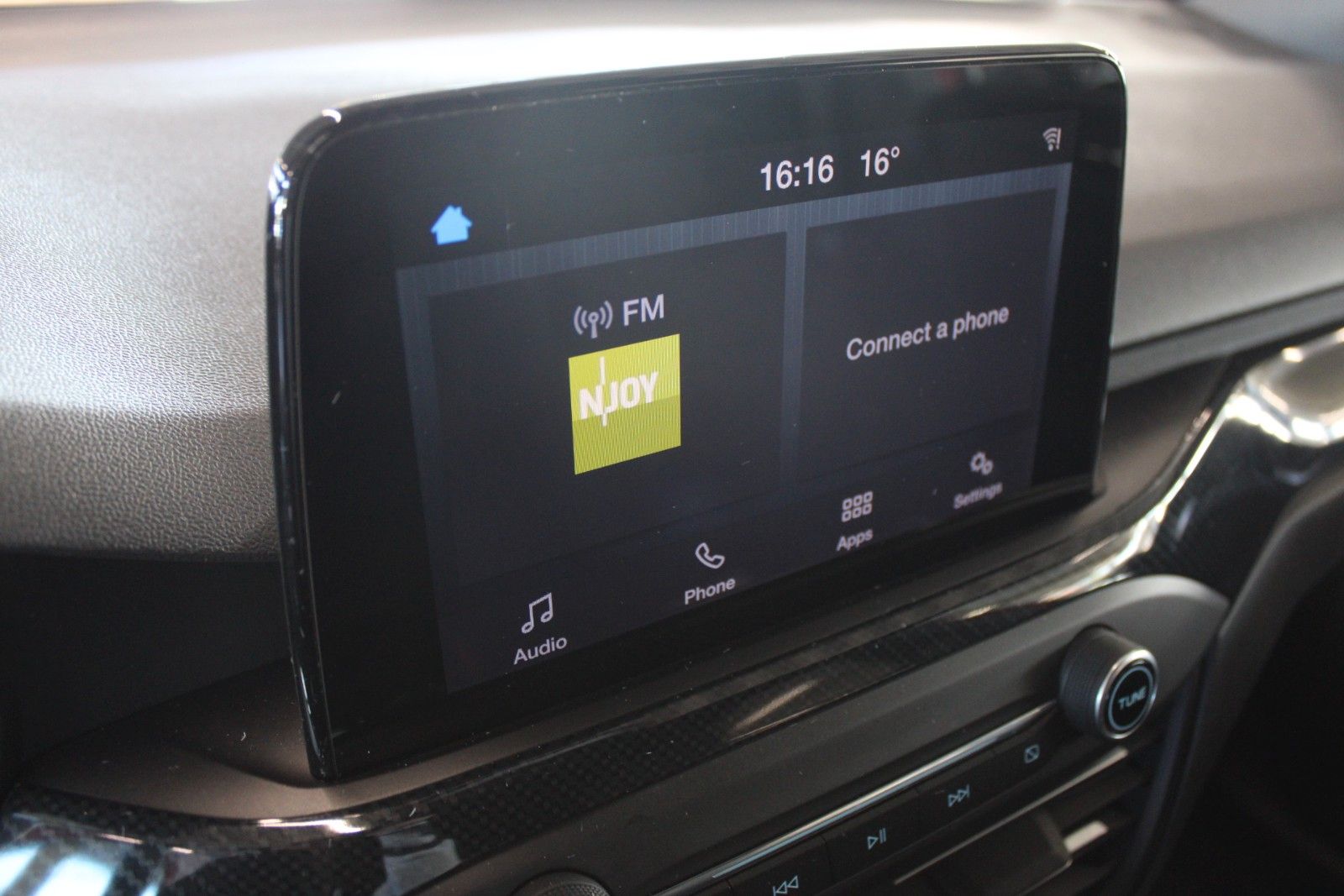 Fahrzeugabbildung Ford Focus ST-Line Automatik WinterPaket CAM ACC