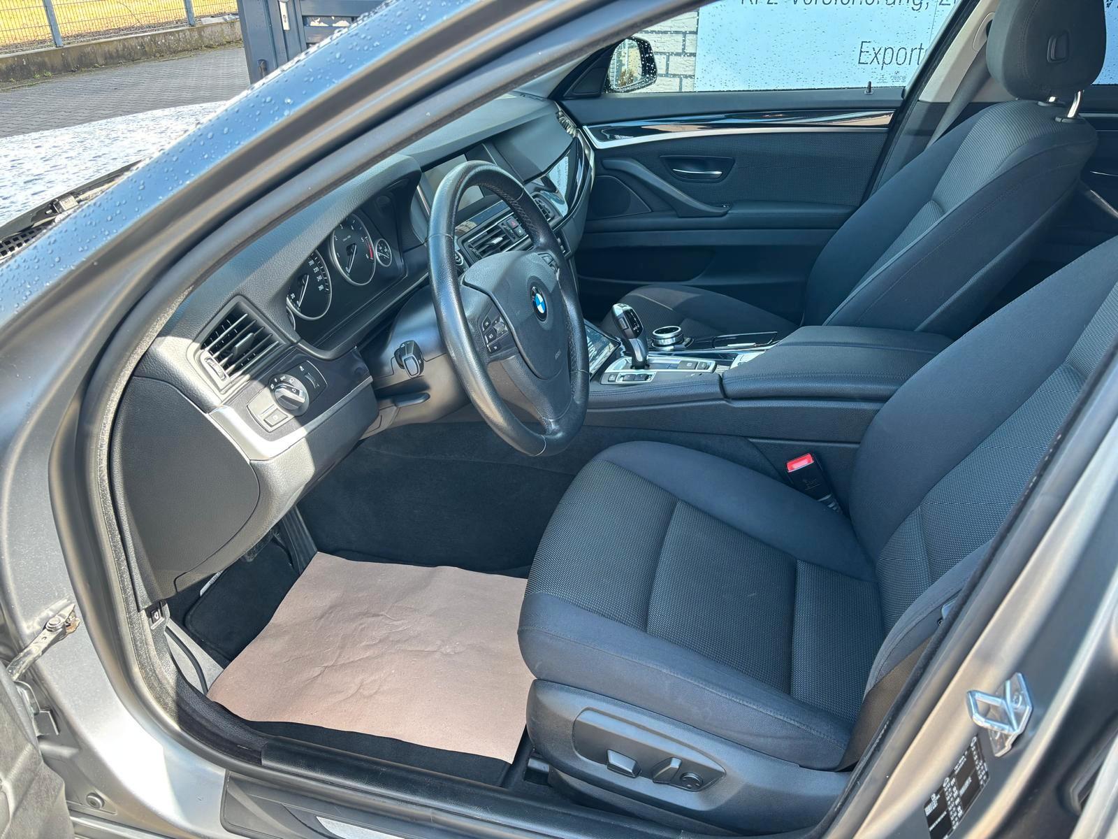 BMW 530dA F11 touring XENON / NAVI / ALU 20ZOLL /AHK
