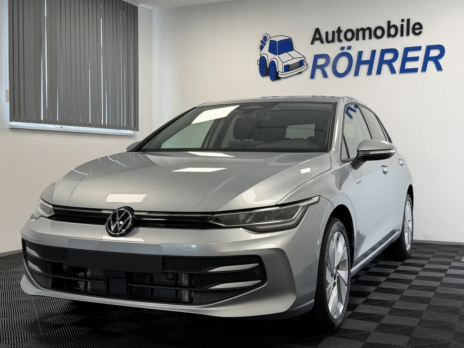 Volkswagen Golf 1.5 eTSI DSG Life 5J-Garantie ErgoActiv AHK