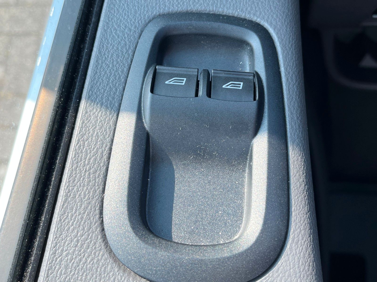 Fahrzeugabbildung Ford Transit 350 L3 Kasten LKW hoch lang KLIMA AHK