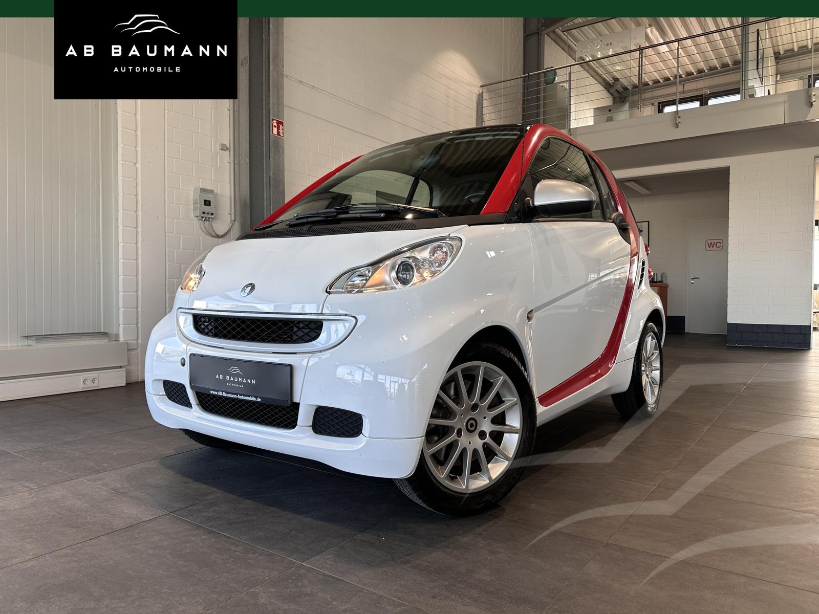 Smart fortwo Micro Hybrid Drive*KLIMA, ALLWETTER, ALU*