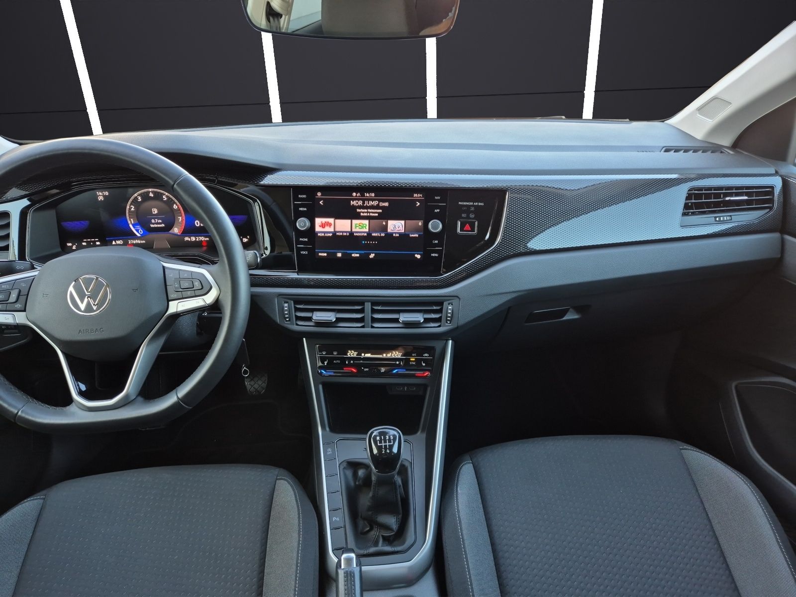 Fahrzeugabbildung Volkswagen Polo 1.0 Life LED Navi AID GRA PDC SH