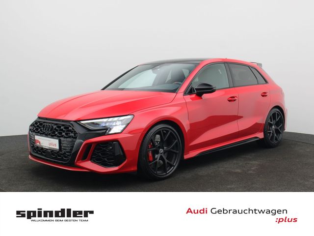 Audi RS 3 Sportback quattro S-tronic / Pano, Matrix