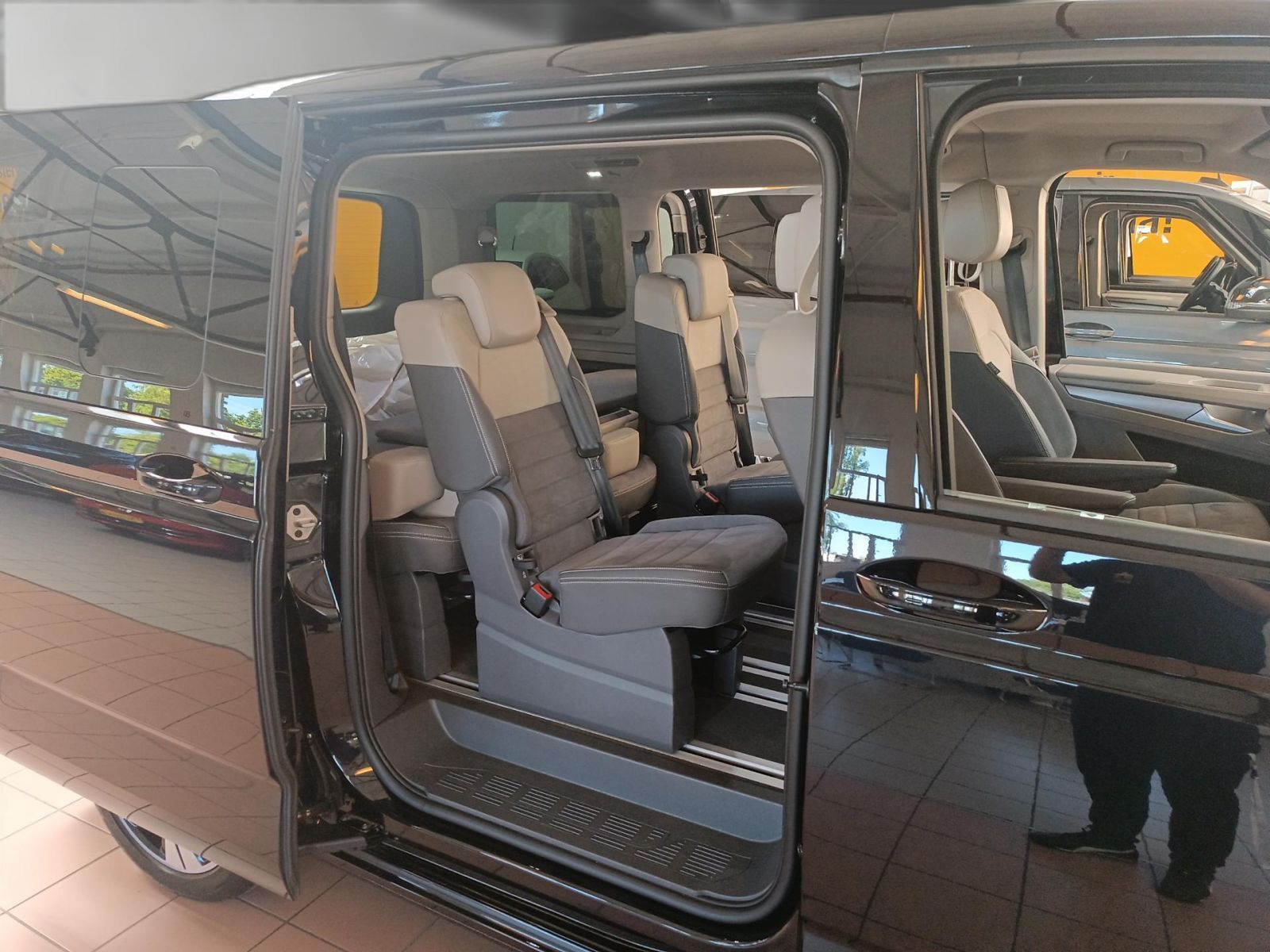 Volkswagen T7 Multivan - Bild 18