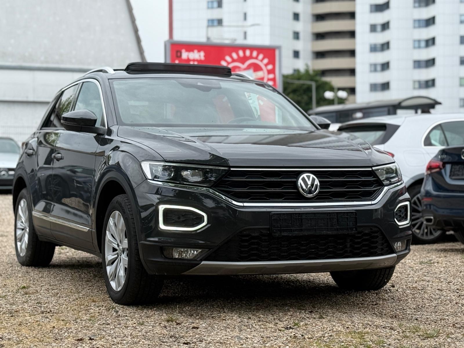 Volkswagen T-Roc Sport 2.0  4Motion Pano LED