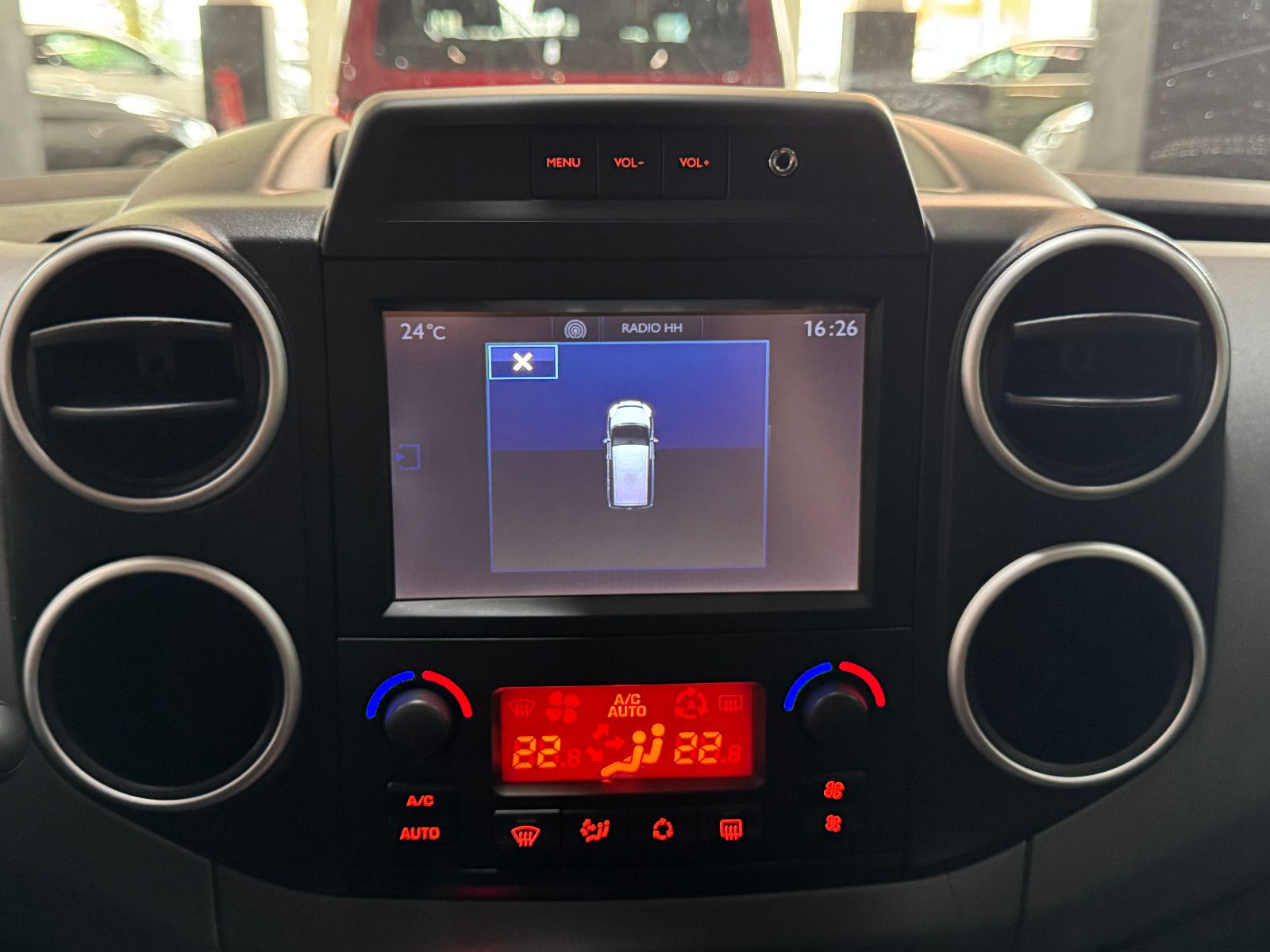 Fahrzeugabbildung Peugeot Partner Tepee 1.6 HDI ALLURE PDC SHZ KLIMA 2HAND