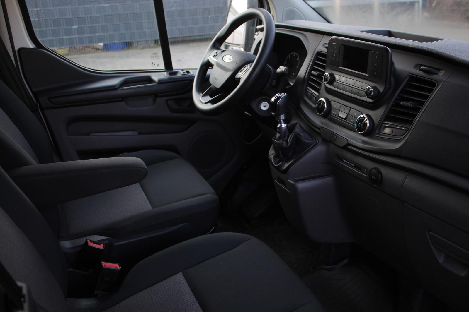 Ford Transit Custom Kombi 320 L1 (9 Sitzer)