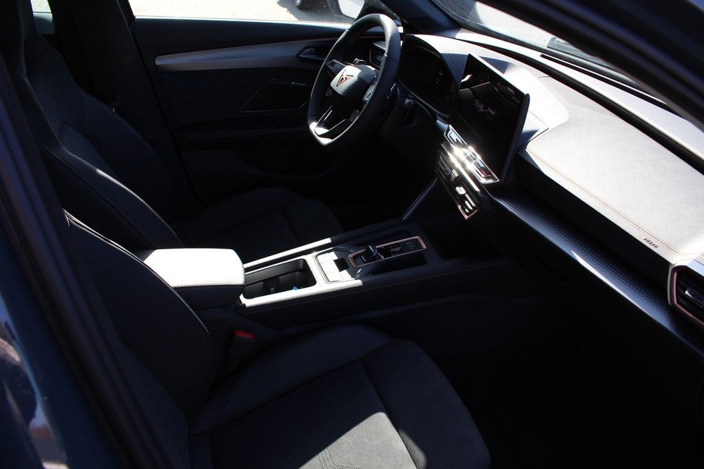 Fahrzeugabbildung CUPRA Formentor 1.5 eTSI DSG