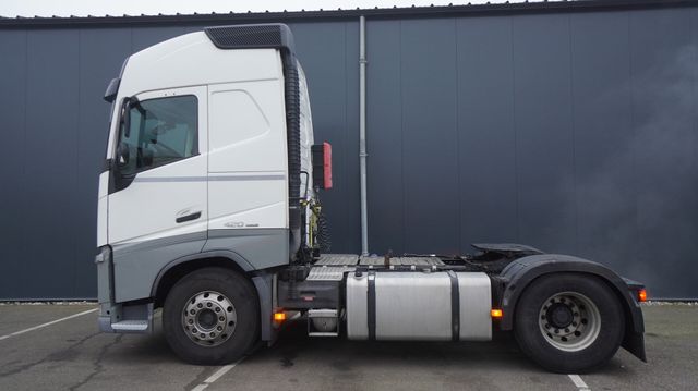 Volvo FH 420 ADR 797.000KM GLOBETROTTER