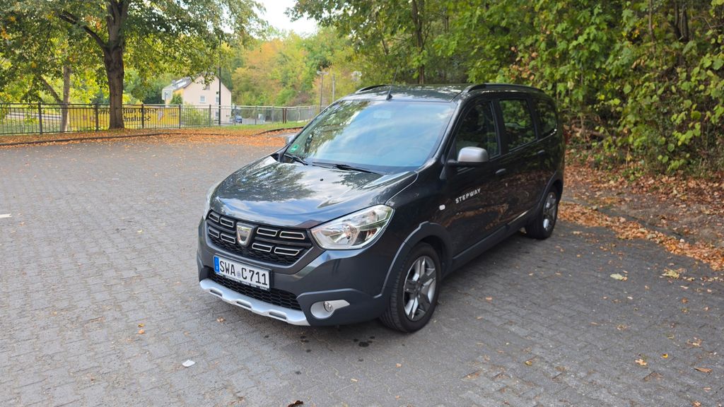 Image of Dacia Lodgy