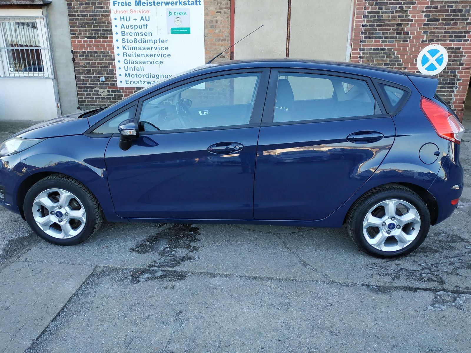 Fiesta 1.0/ TÜV NEU/1.Hand/Klima/PDC/ALU/ Winter – Bild 8
