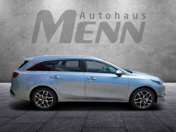 Kia Ceed SW 1.5T DCT7 48V Ultimate Edition PDC Navi