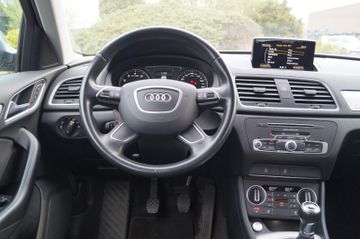 Audi Q3 2.0 TFSI quattro NAVI-LED-AHK-SHZG-TEMPOMAT-