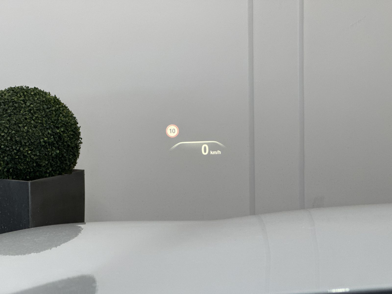 Fahrzeugabbildung BMW 520d Touring Sport-Line NAV+LED+VCOCK+KAMERA+SHZ