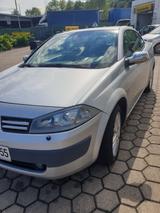 Renault Megane Cabrio - Renault Megane mit Benzin-Antrieb: Cabrio, Automatik