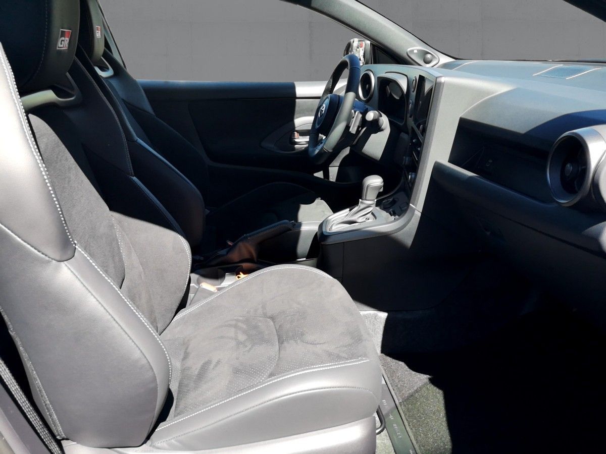 Toyota Yaris - Bild 12