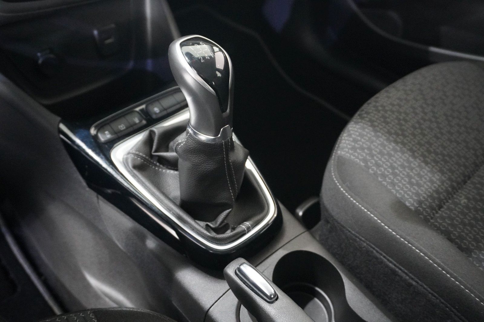 Fahrzeugabbildung Opel Crossland (X) 1.2 EDITION NAVI/LED/KAMERA/DAB+