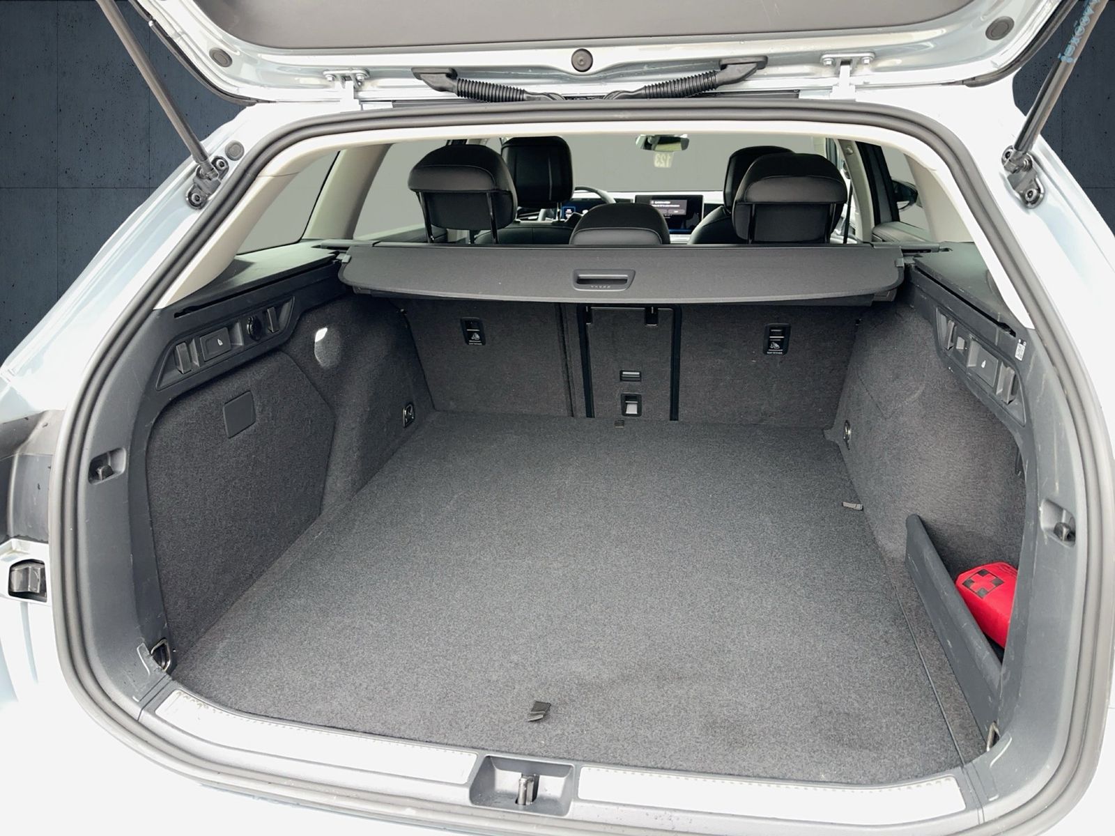 Volkswagen Passat - Bild 12