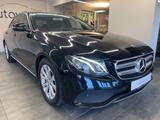 Mercedes-Benz E 300 Lim. Avantgarde*AUT./AHK/LED/Navi/ALU/TOP* - Mercedes-Benz E 300 mit Benzin-Antrieb: Automatik