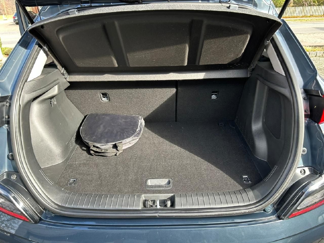 Fahrzeugabbildung Hyundai Kona Trend Elektro 2WD