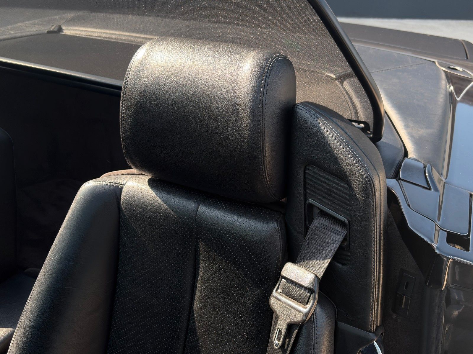 Fahrzeugabbildung Mercedes-Benz SL 320 R129 Cabrio Autom. AMG unfallfrei Note 2