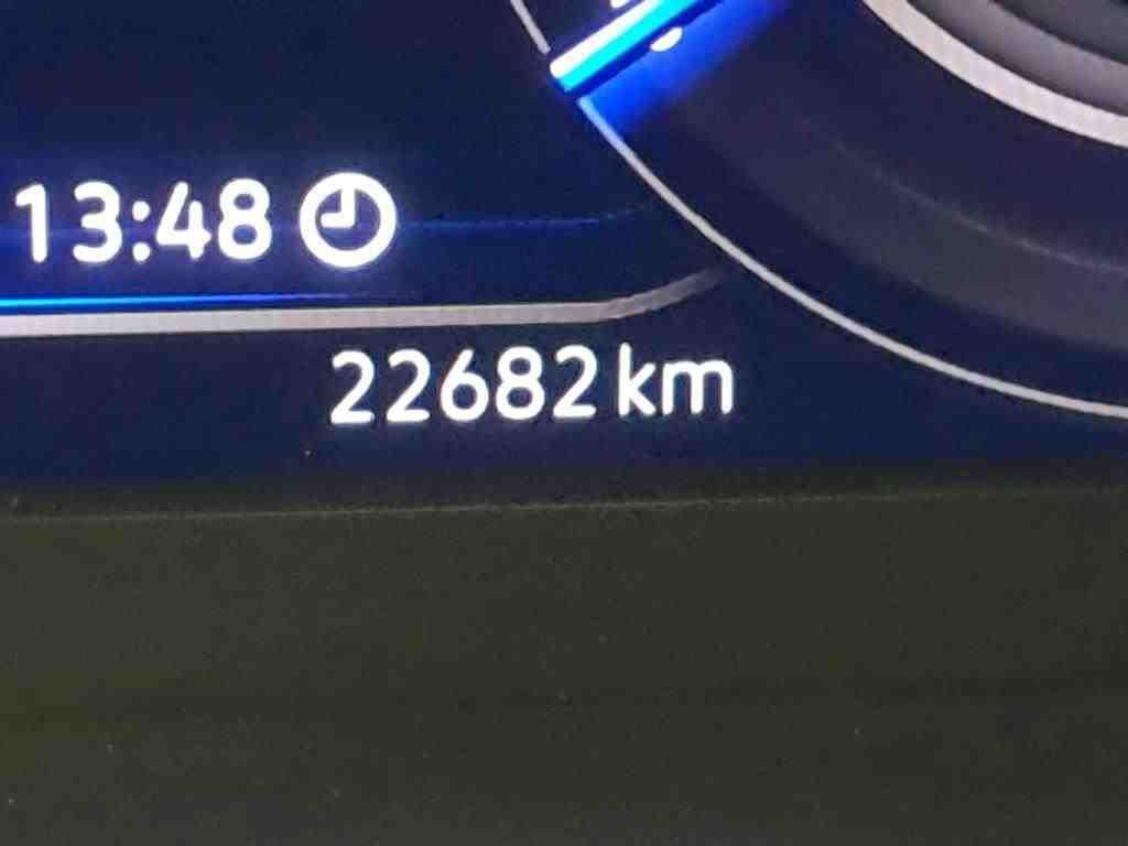 Volkswagen Tiguan Elegance 1.5 TSI AHK*Tempo*PDC*RFK*Klima