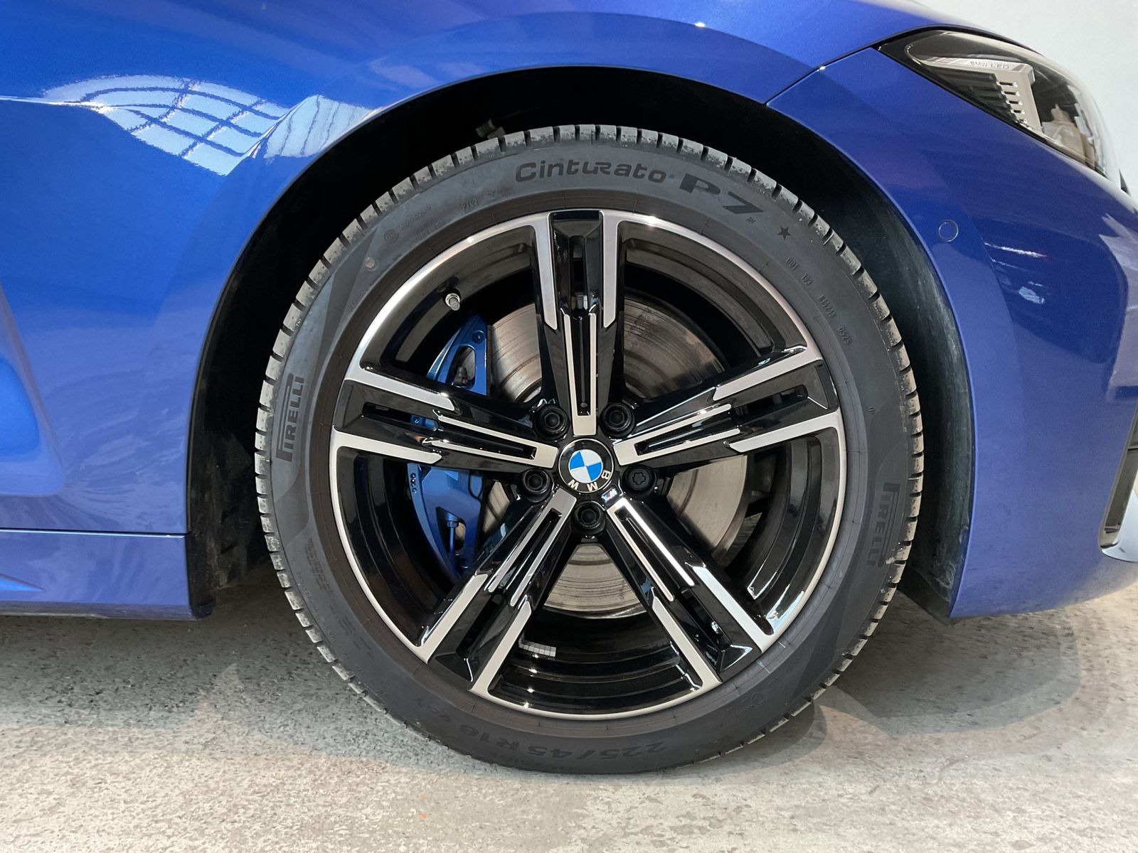 Fahrzeugabbildung BMW 420i |M Sportpaket |Driving Assistant |Windschut