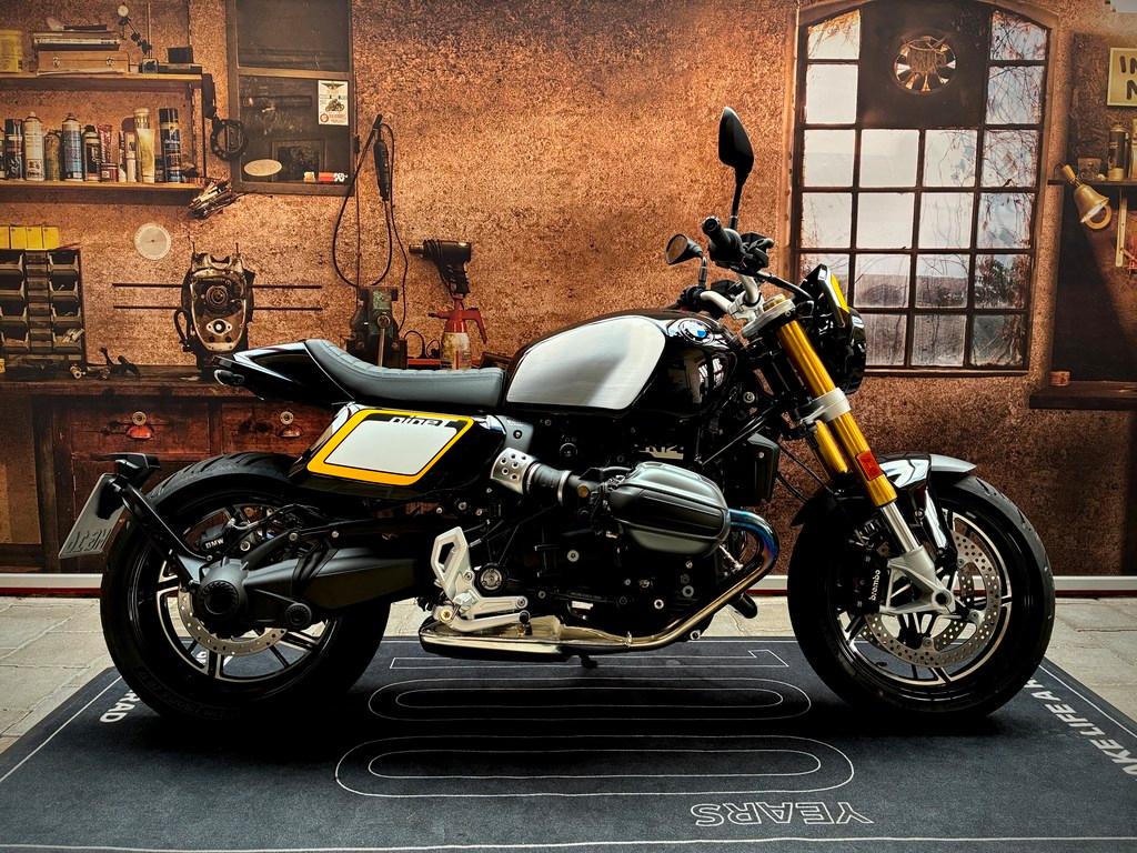 BMW R 12 nineT Tracker Umbau