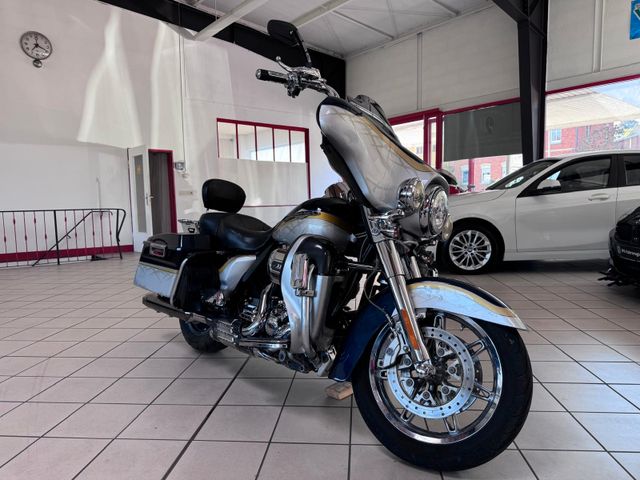 Harley-Davidson FLHTCUSE7 CVO Ultra Classic E-Glide