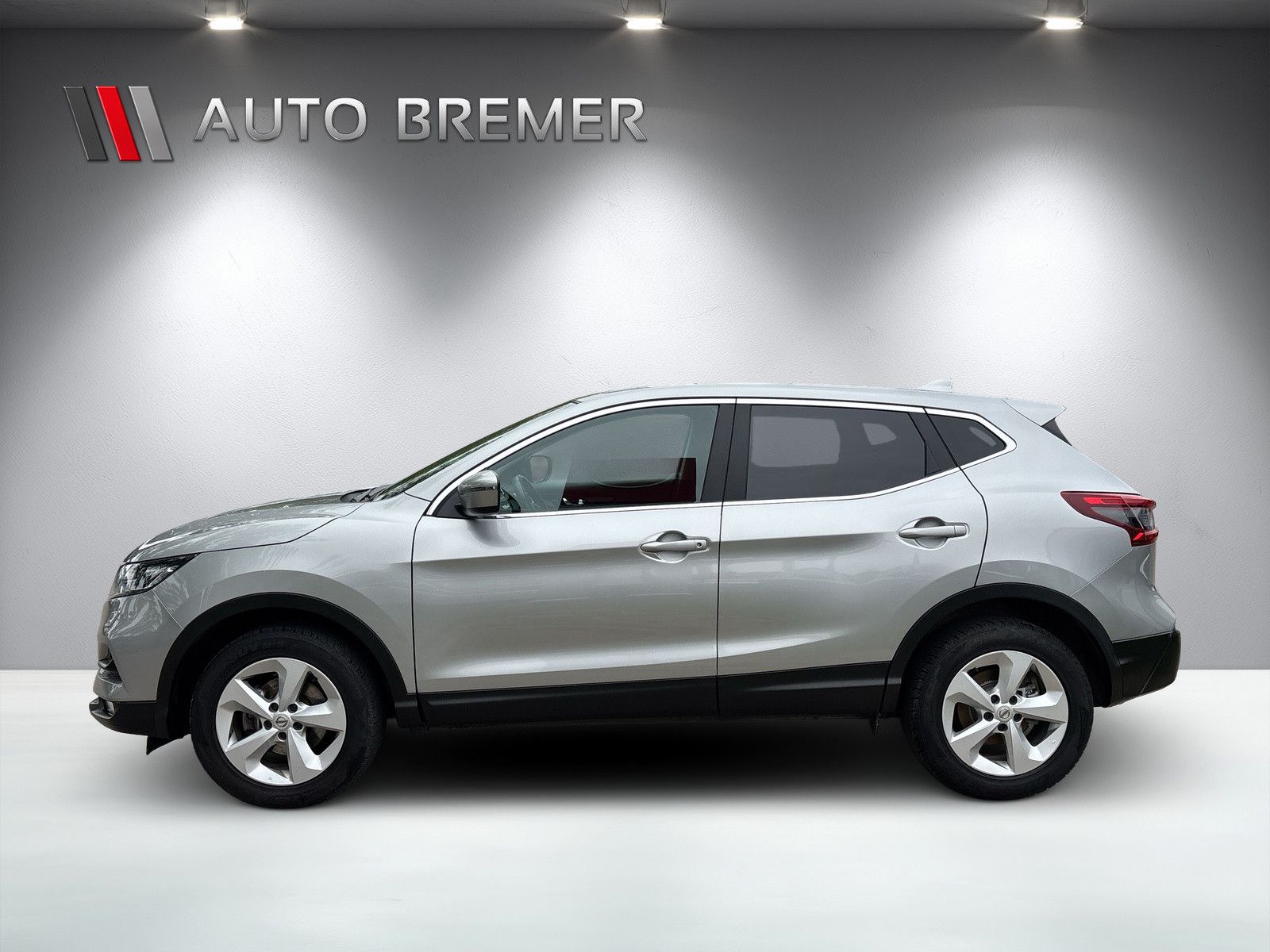Fahrzeugabbildung Nissan Qashqai 1.2 DIG-T Acenta Navi + Ganzjahresreifen