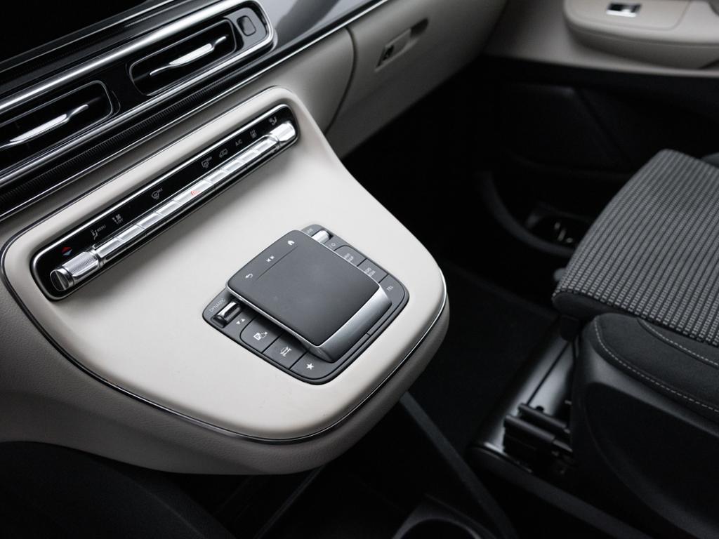 Mercedes-Benz V 250 MARCO POLO KÜCHE AHK 360° AIRMATIC STANDH