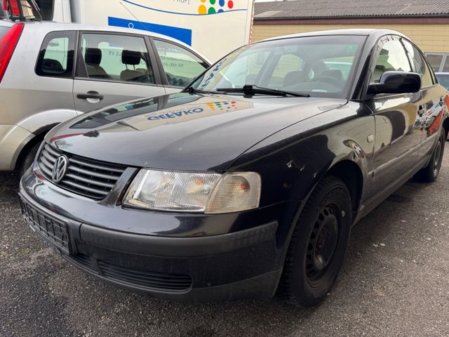 Volkswagen Passat 3B Edition 1,6 Benzin - Generator defekt.