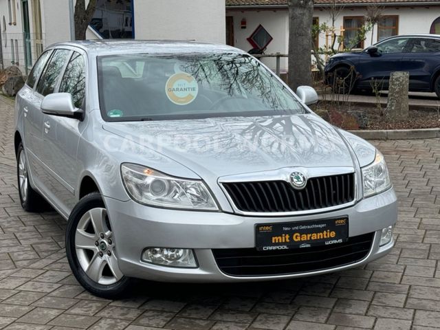 Skoda Octavia Combi DSG Elegance AUTOMATIK+LEDER+PDC