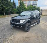 Nissan Pathfinder 2.5 dCi Premium Premium - gebrauchte Nissan Pathfinder aus dem Jahr 2005