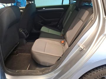 Volkswagen Passat Variant - 7
