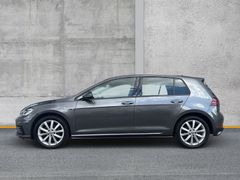 Fahrzeugabbildung Volkswagen Golf VII 1.5 TSI DSG R-Line LED NAVI SHZ ACC