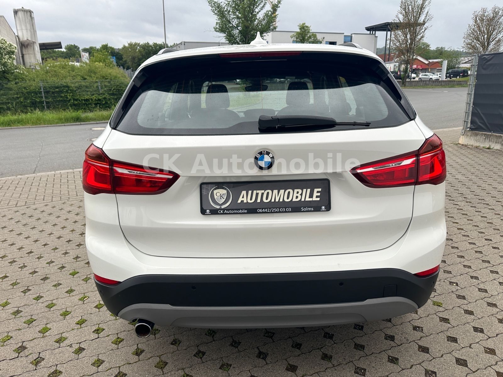 Fahrzeugabbildung BMW X1 sDrive 18d Automatik/Navi Plus/Head-Up/PDC